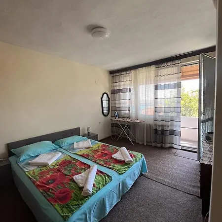 Апартамент За Гости Палазови Guest house Sozopol